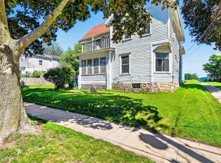 524 E Jefferson St, Stoughton, WI 53589
