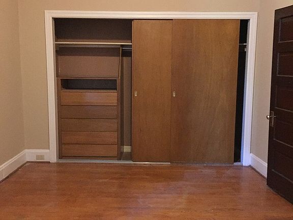 4th image of 163 S Potomac St #1