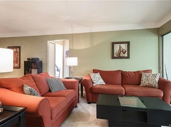 3rd image of 32030 Grand River Ave Unit 37