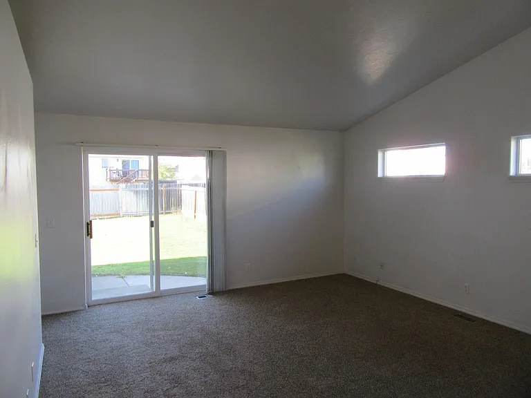2893 W Elmwood Dr — Photo 6