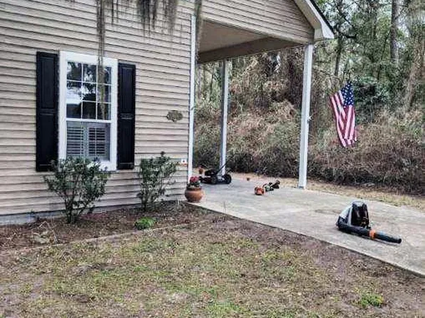 1078 W 1st Street, Midway, GA 31320