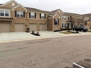7763 Skyview Cir, Green Township, OH 45247