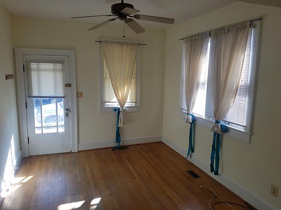 3rd image of 1711 Washington Ave