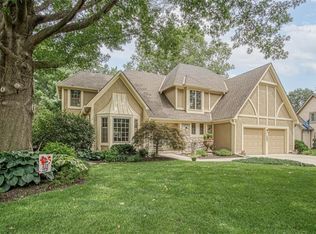 2408 W 124th St, Leawood, KS 66209