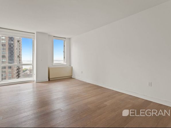225 Rector Pl APT 18E