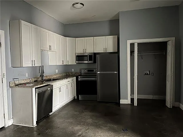 2 bed, 1.0 bath, 780 sqft, $1,200 — Photo 4