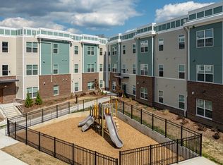 The Grenwood, Jackson, MI 49203