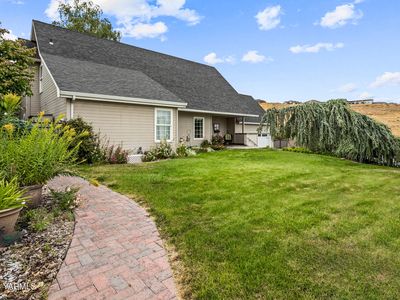 408 S 10th St, Selah, WA, 98942