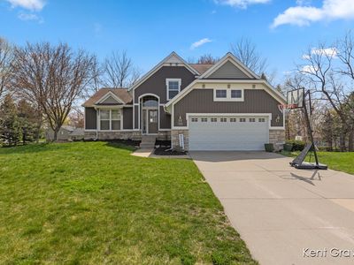 7223 Old Mission Dr NE, Rockford, MI, 49341
