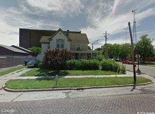 302 1/2 S Randolph St, Champaign, IL 61820