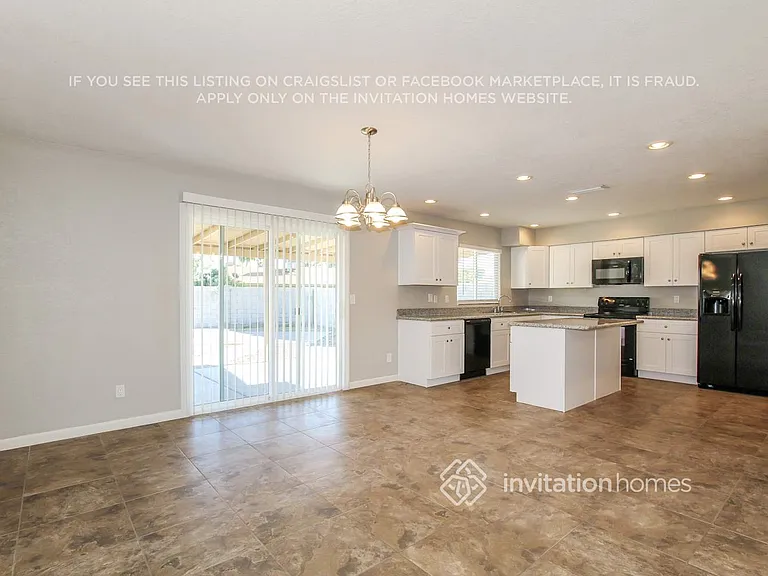 3419 E Angela Dr — Photo 7