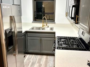 27935 Sarabande Ln UNIT 203, Santa Clarita, CA 91387