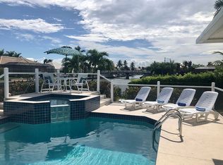 438 Capri Ct, Marco Island, FL 34145
