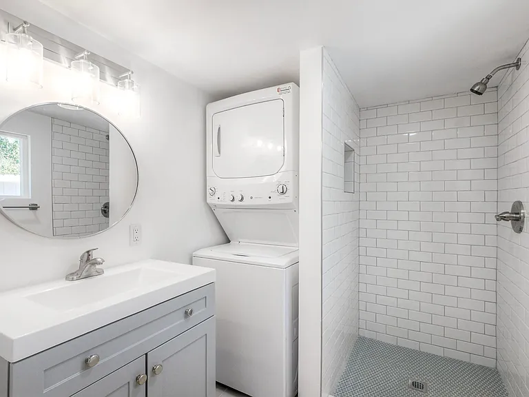 4108 Mission Ave #B — Photo 11