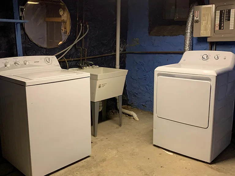 Full Washer & Dryer - Brand NEW