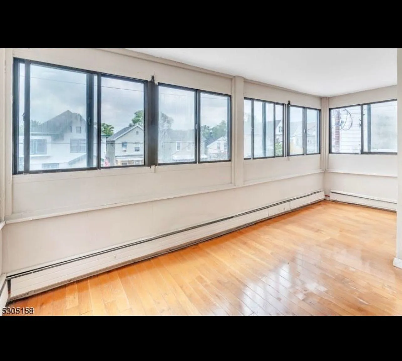 3 bed, 1.0 bath, $2,450 — Photo 1