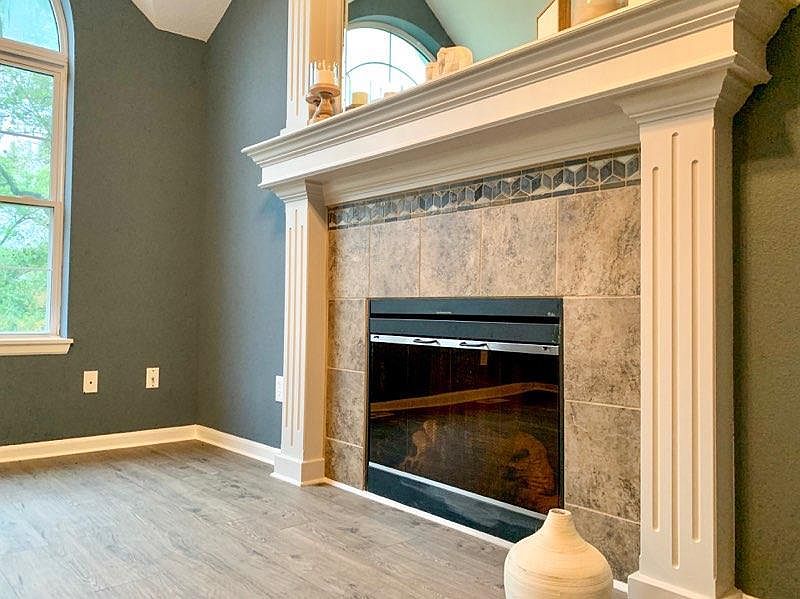 2nd image of 5301 N White Ave