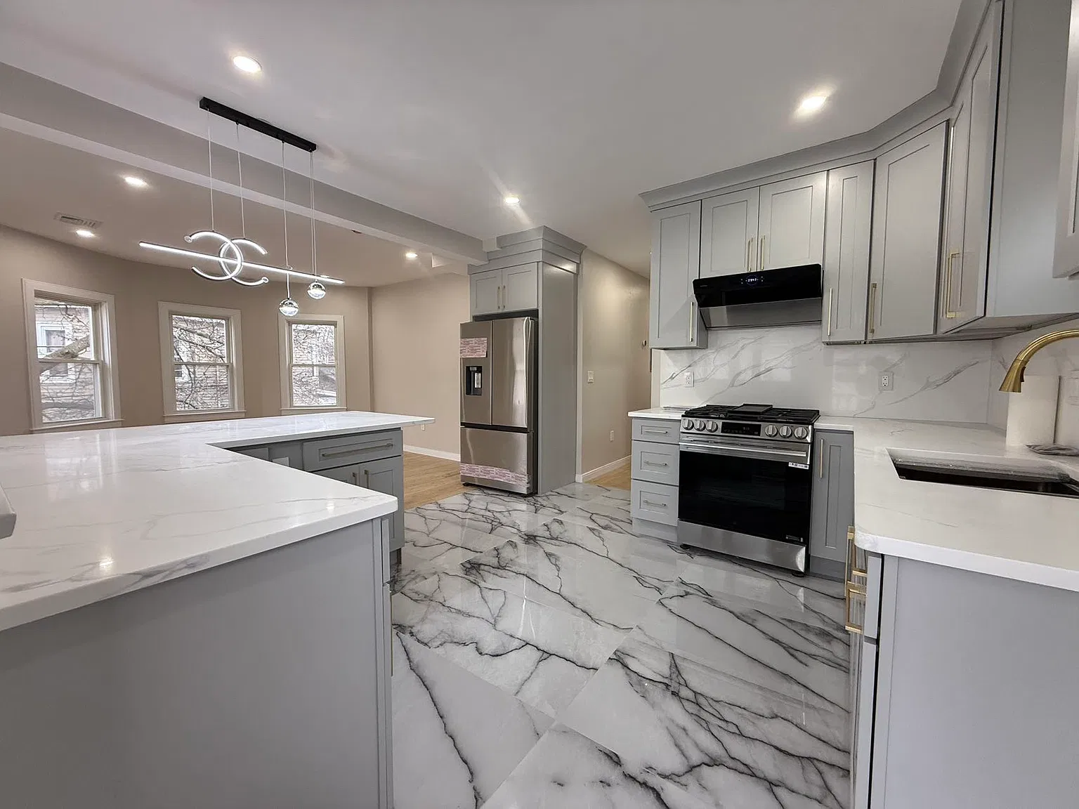 3 bed, 1500 sqft, $3,500 — Photo 3
