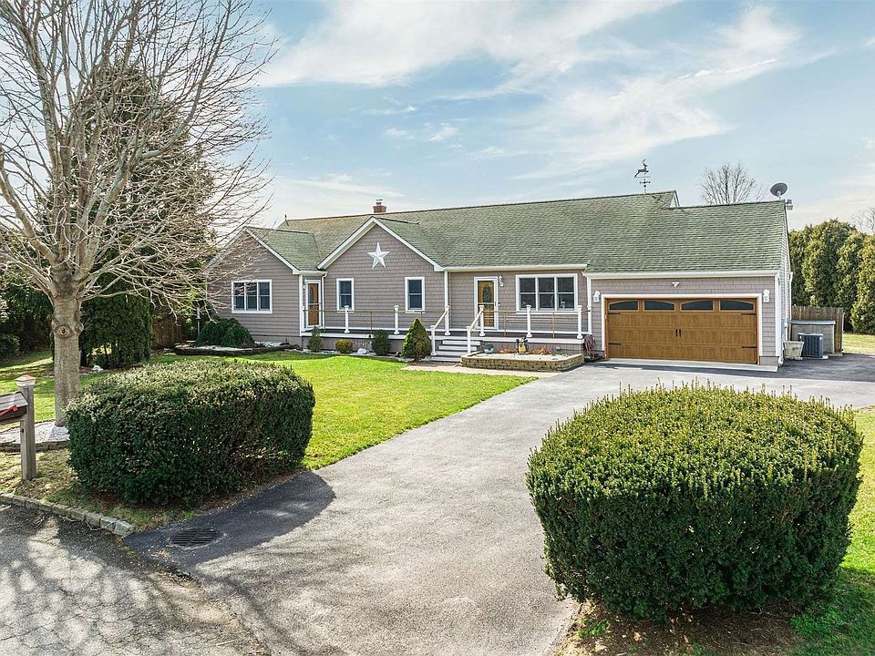 1st image of 11 Seril Ct