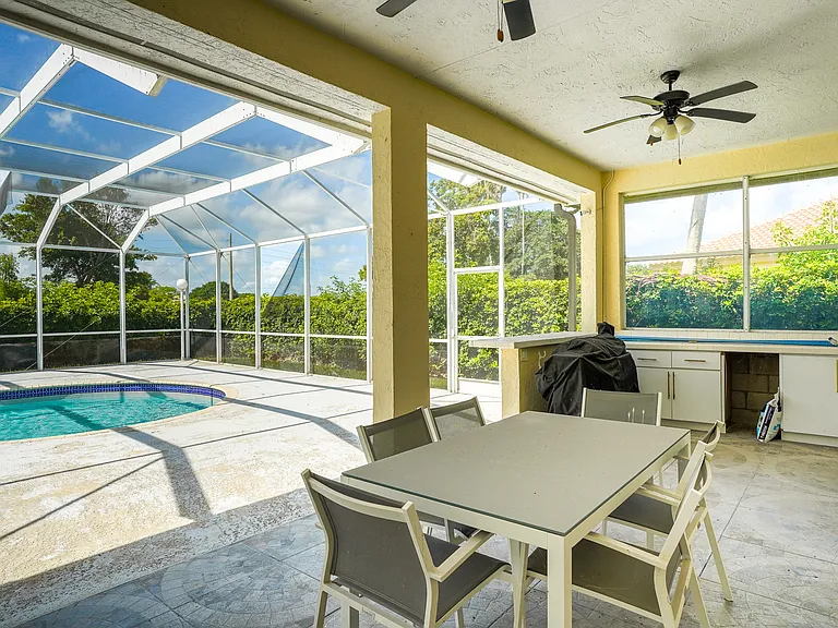 2575 Muirfield Ter — Photo 48
