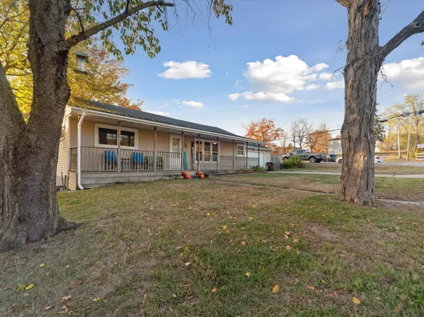 526 Ionia St, Muir, MI 48860