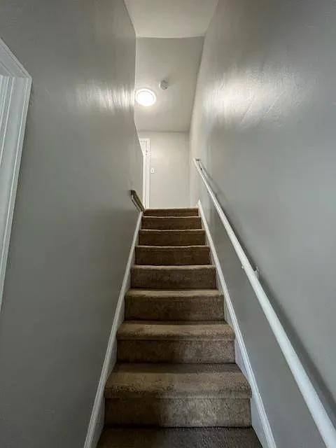 2 bed, 650 sqft, $1,595 — Photo 4