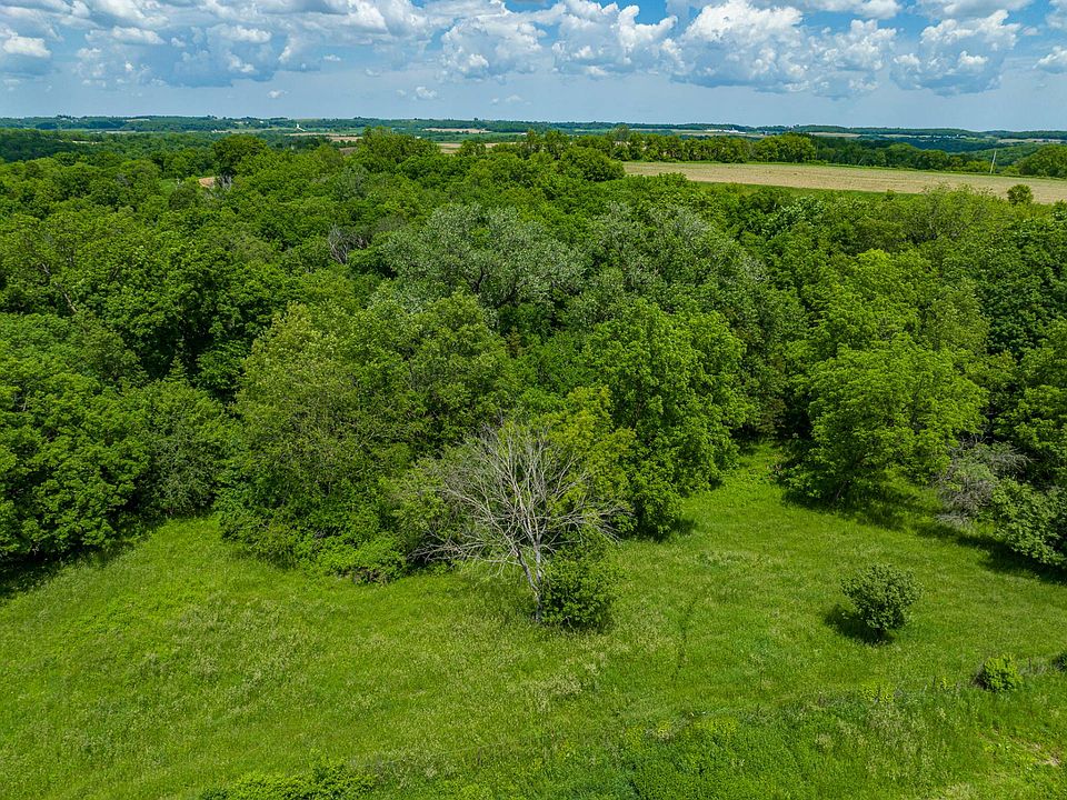 1st image of 182 Bear Creek Dr