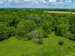 182 Bear Creek Dr, Dorchester, IA 52140