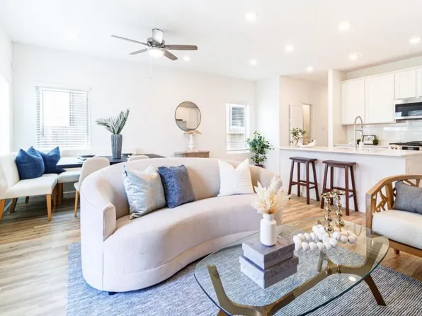 9910 Kilkenny St, Rosharon, TX 77583