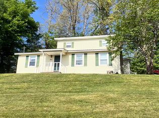 621 S Proctor Blvd, Oneida, TN 37841