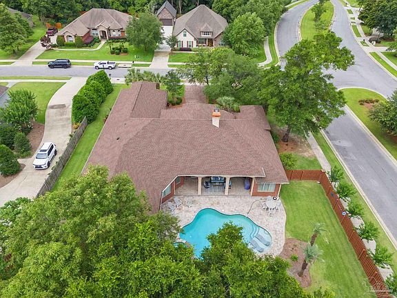 2nd image of 5754 Sparkleberry Ln
