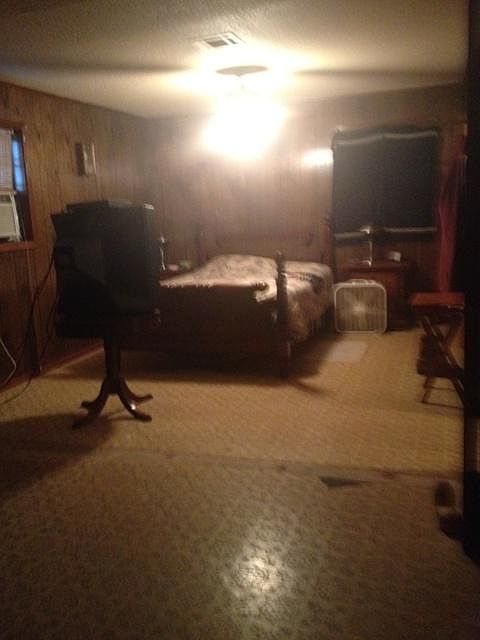 2nd image of 1220 Little Lake Rd