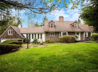 891 Mountain Rd, West Hartford, CT 06117