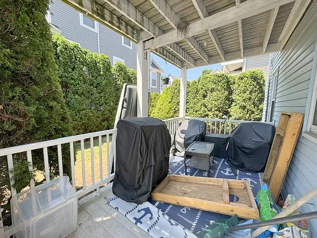 118 Holton St #1 — Photo 20