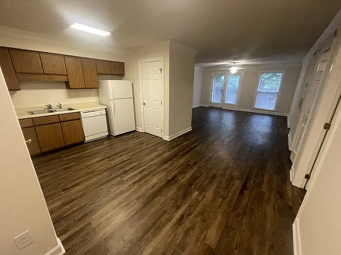 3603 Helix Ct #102 — Photo 2