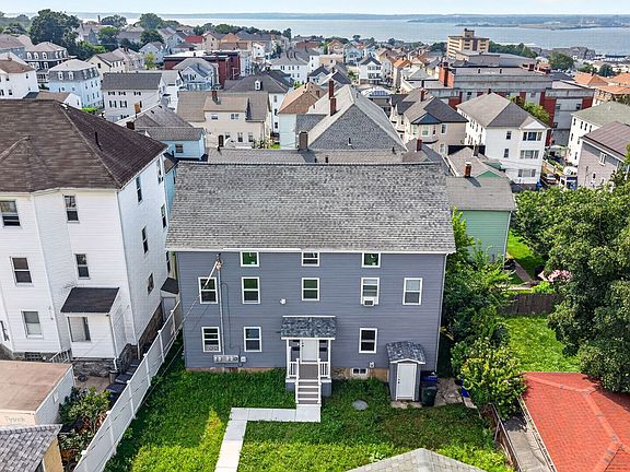 5th image of 169 Grant St