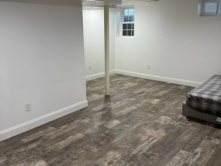 707 Crystal Dr — Photo 34