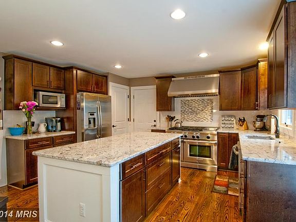 3rd image of 776 Oak Stump Dr