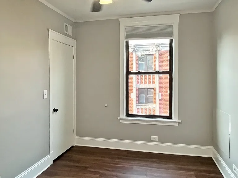 201-209 N. Grove Ave. — Photo 12