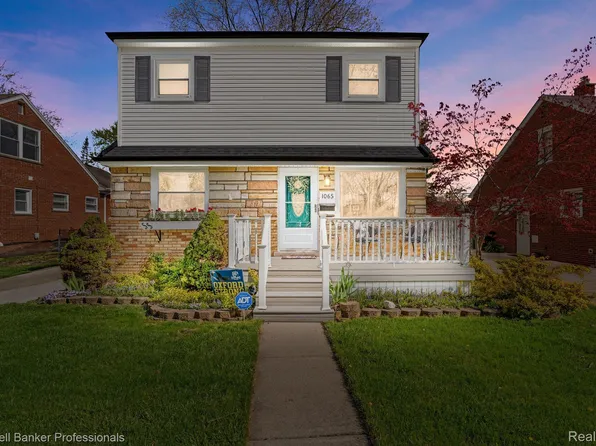 1065 Goodale Ave, Clawson, MI 48017