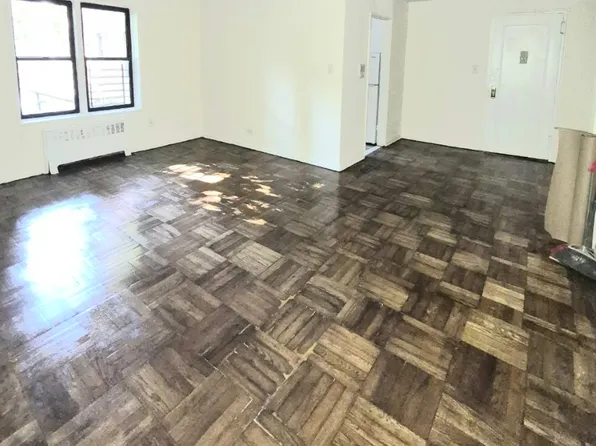 14811 85th Rd Floor 2, Jamaica, NY 11435