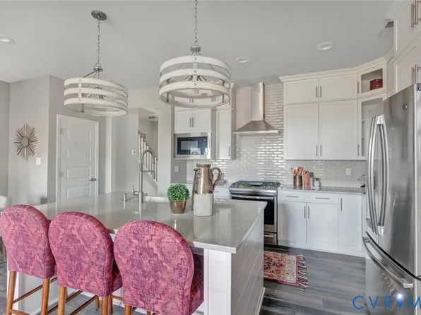 18775 Palisades Rdg, Moseley, VA 23120