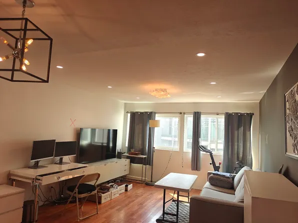 1425 Lakeside Dr, Oakland, CA 94612