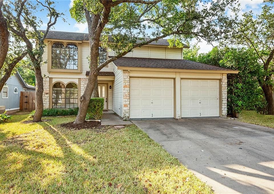 2nd image of 8109 Cattle Dr