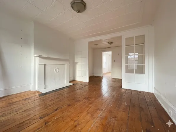 125 Ryerson Street image 9 of 13