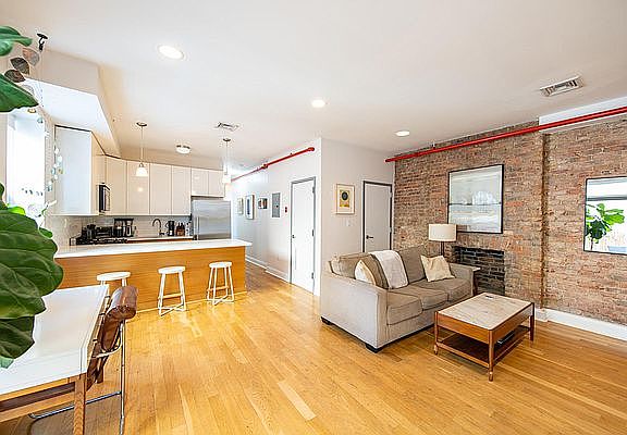 4th image of 150 Broadway #3B