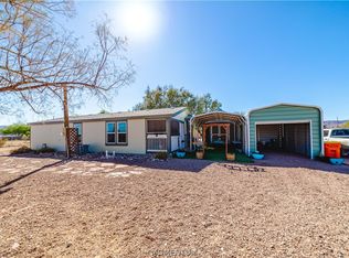 1033 S Estrella Road, Golden Valley, AZ 86413