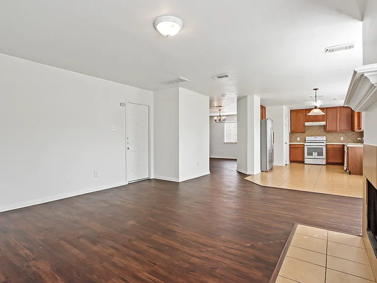 15127 Green Whisper Dr — Photo 15