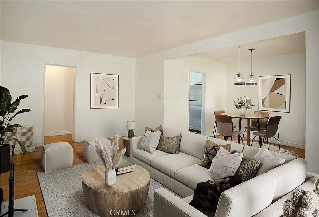 3 bed, 1140 sqft, $5,100 — Photo 4