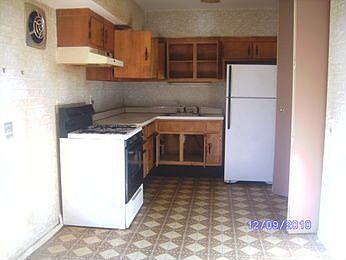 2nd image of 3A Utah Dr